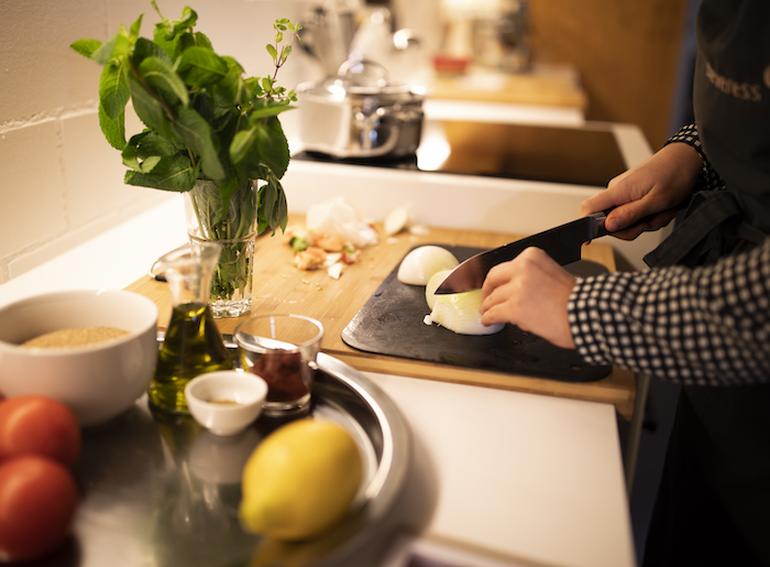 (Can't cook, won't cook: A review of cooking skills and their relevance to health promotion. Caraher & Lang. 1999.)